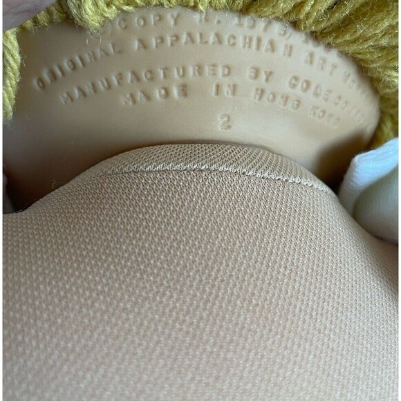 1982 cabbage patch doll Hong Kong Green Eyes Blonde With Sister 2015 EUC - Picture 8 of 14